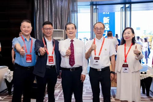 實力彰顯！上海創力集團參展貴州國際能源產業博覽交易會取得圓滿成功(圖2)